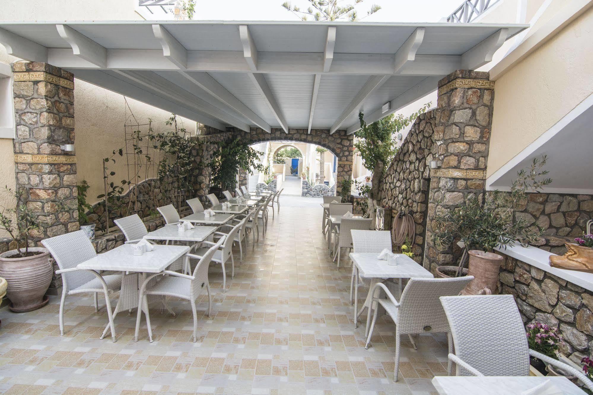 Polydefkis Hotel Kamári